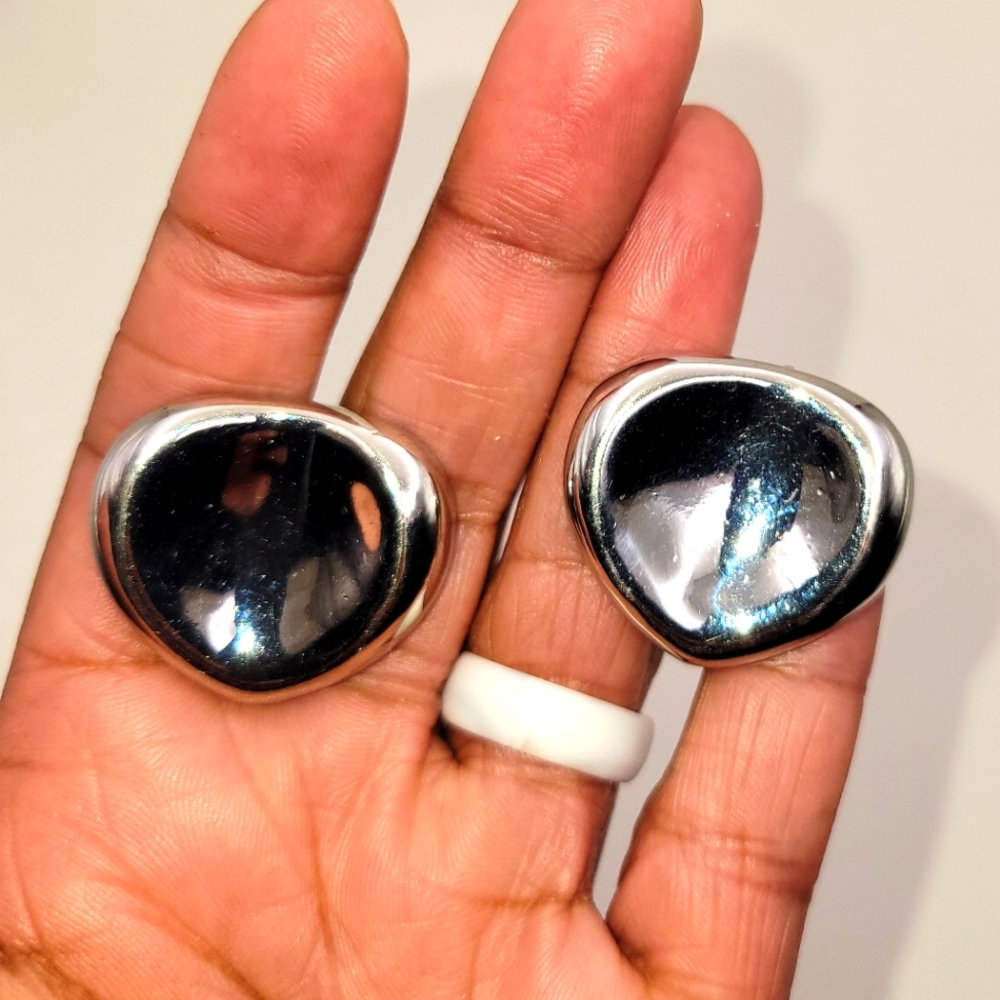 Vintage Clip-on Earrings
